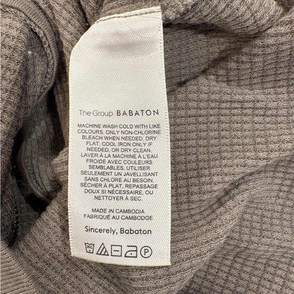 Aritzia - The Group by Babaton - Zip Up Hoodie - Picture 6 of 7